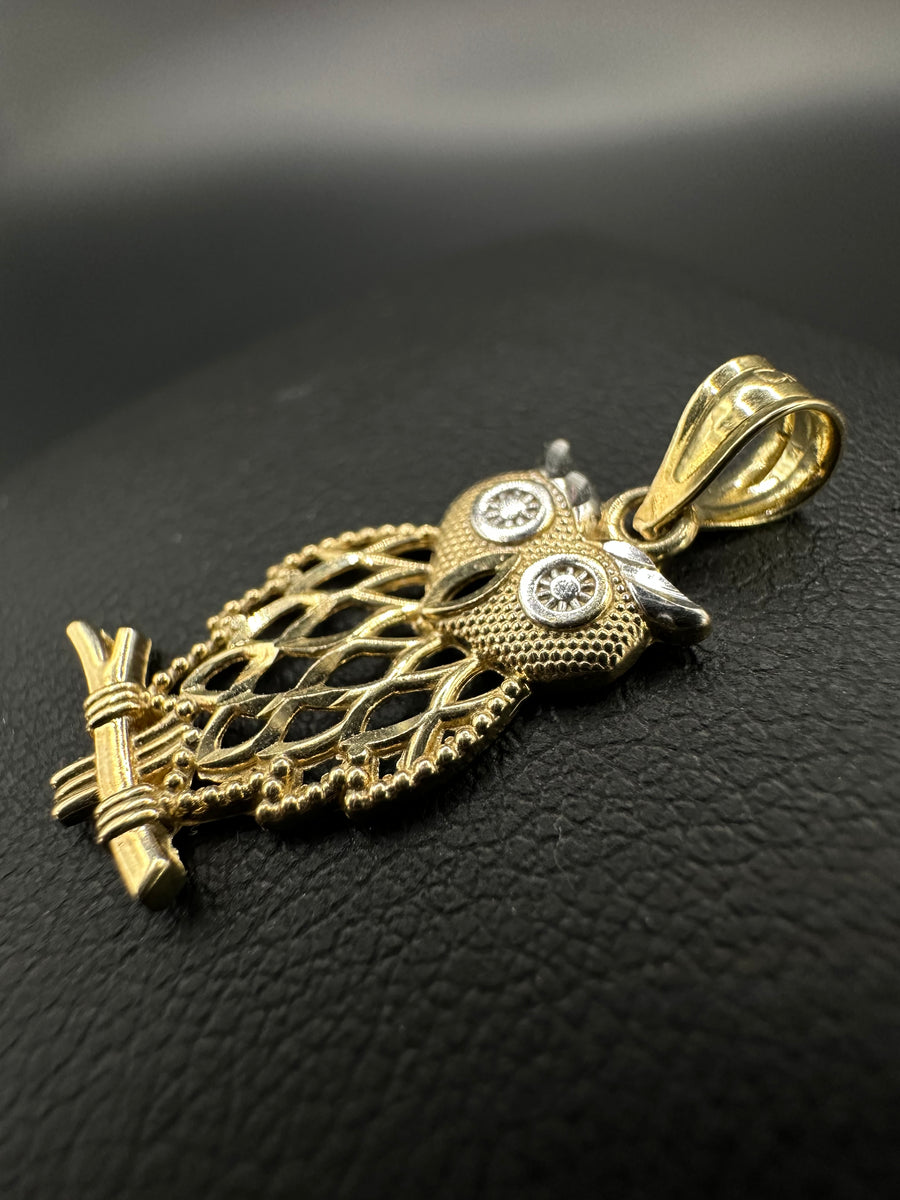 Gold 2025 owl pendant