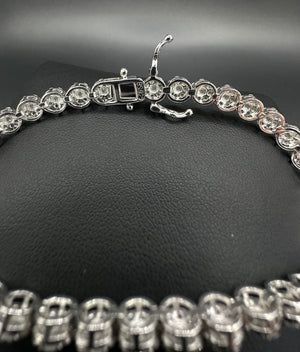 silver bracelet is perfect for any occasion