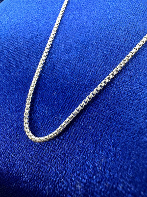 Classic and Timeless 1mm Square Rolo Link Round Box Chain in Silver