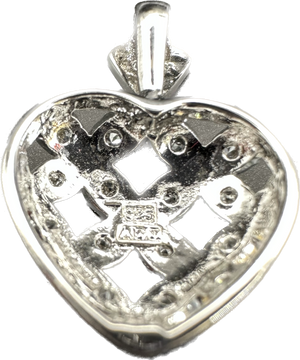 heart pendant