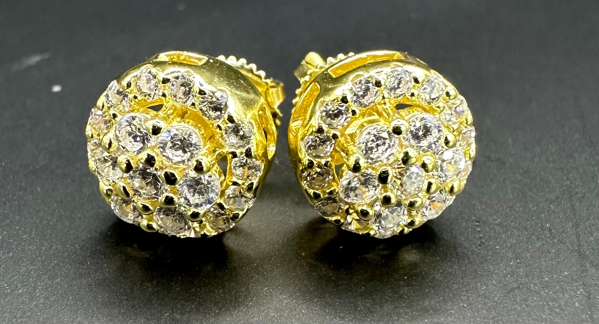 stud earrings with gold plating and topaz stones